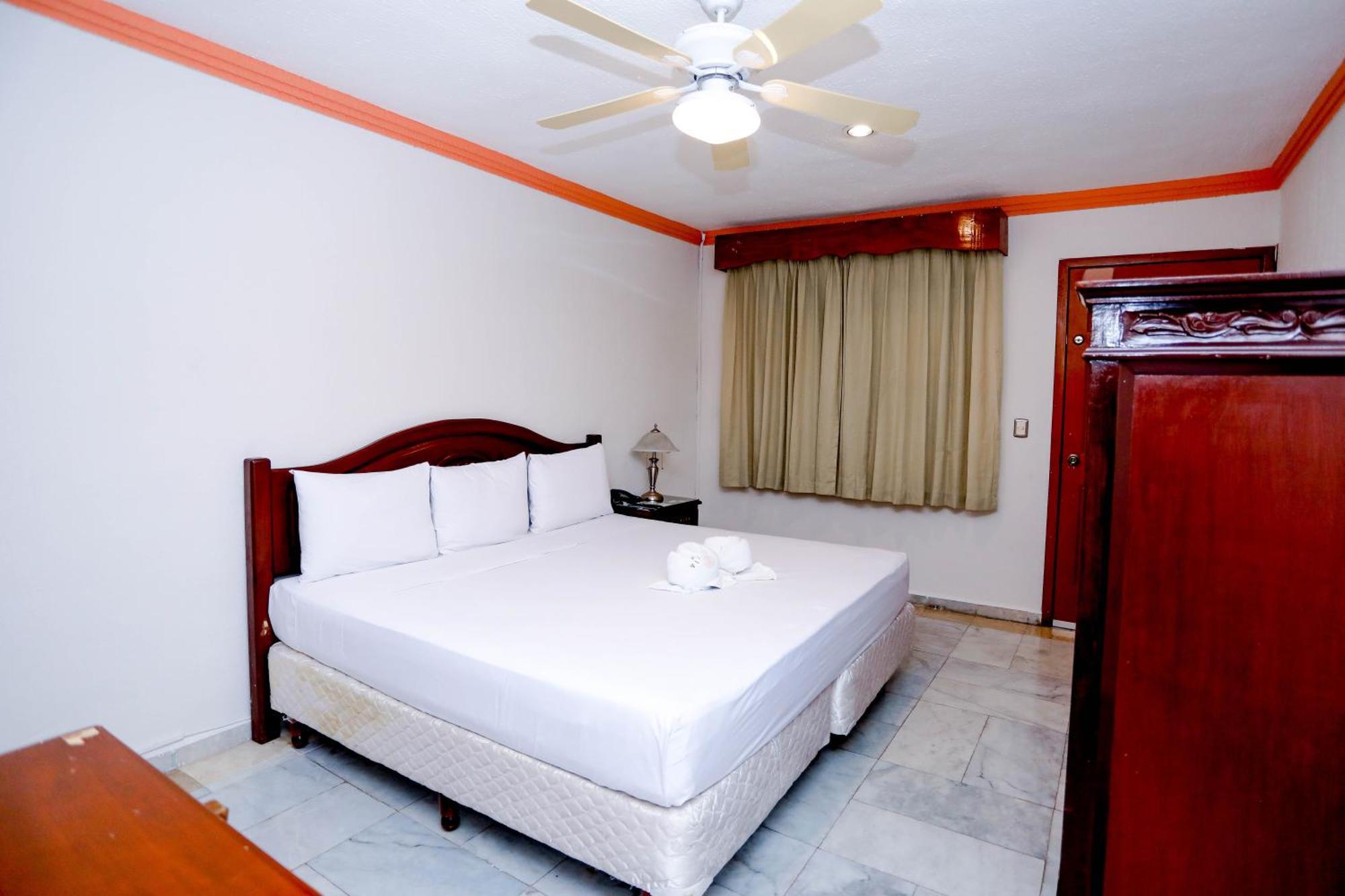 Hotel Avenida Cancun Luaran gambar
